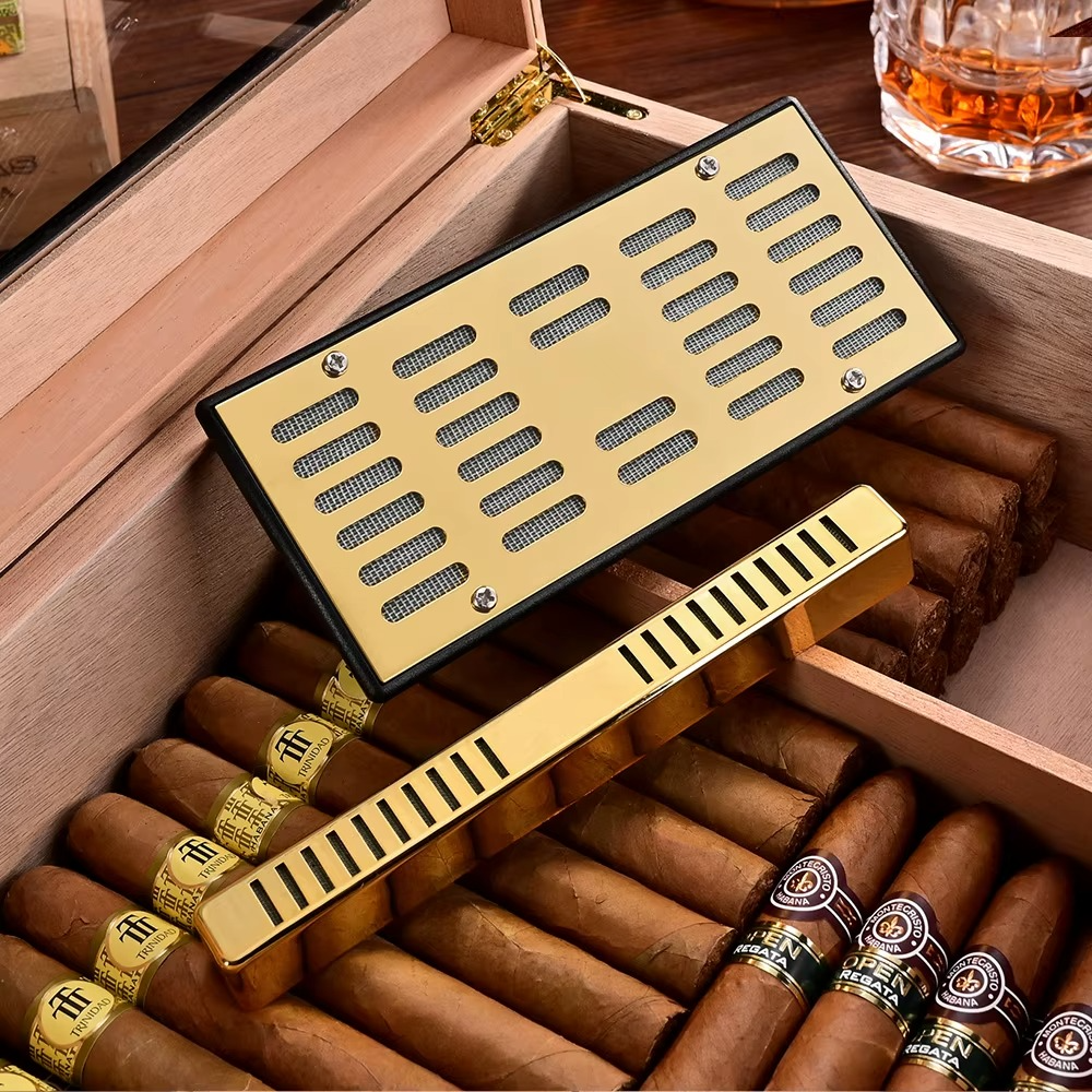 QUORUM CELL Cigar Humidifier — Oasis Foam, Metal Front | Cigar Humidor — Imperial Gold