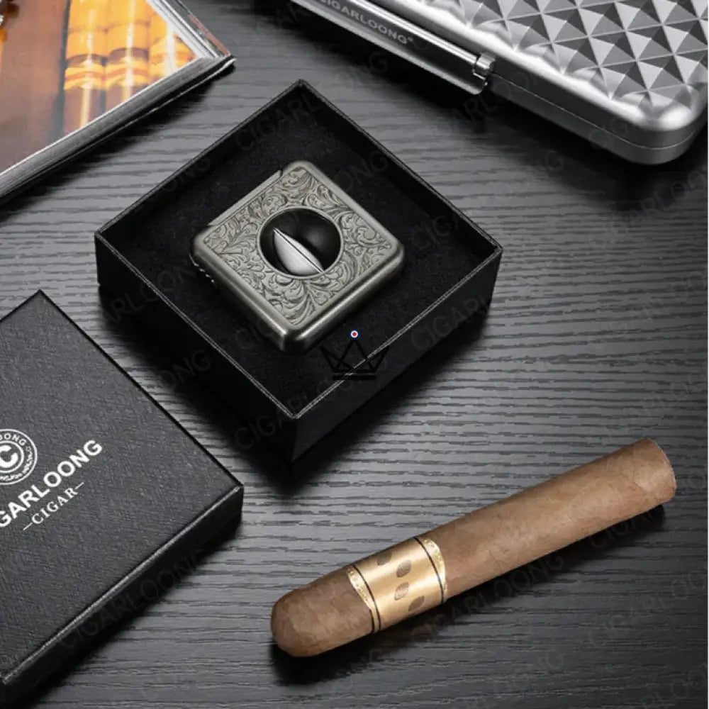 Zigarrenschneider Empire Edition 4-in-1 — V-Schnitt 21 mm, Halter, Stanzer & Bohrer, Edelstahl, 5 Ausführungen, Inklusive Geschenkbox – Ansicht 3
