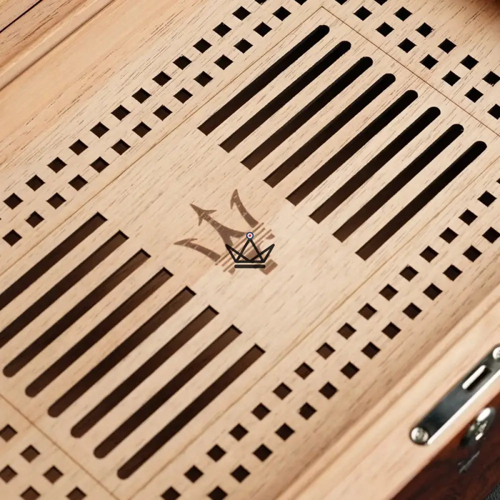 Zigarrenhumidor Poseidon Trident – spanische Zeder, Klavierlack-Finish, 150 Zigarren, Schloss, Hygrometer & Befeuchter – Ansicht 6