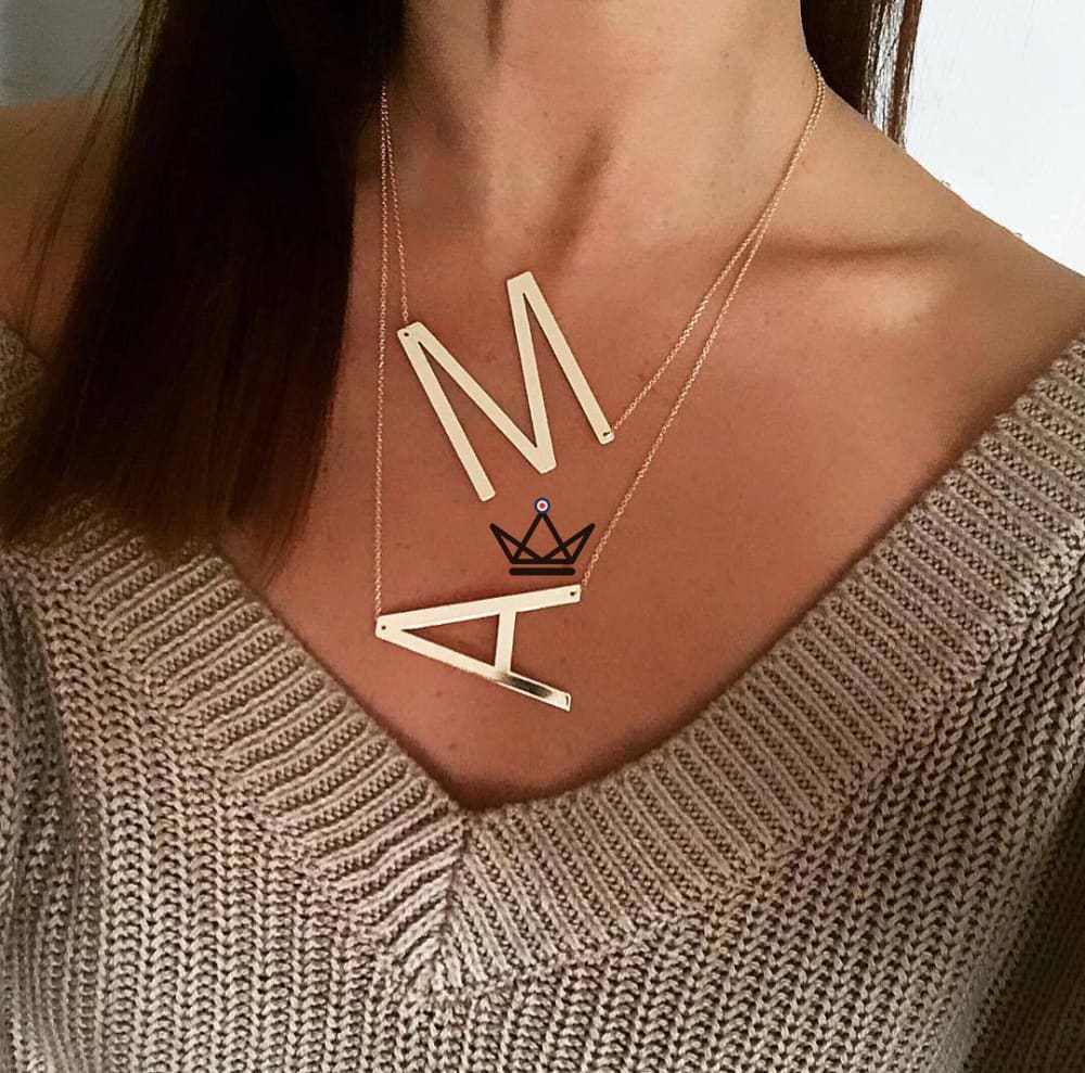 Collar MA-JUSCULE — vista 1
