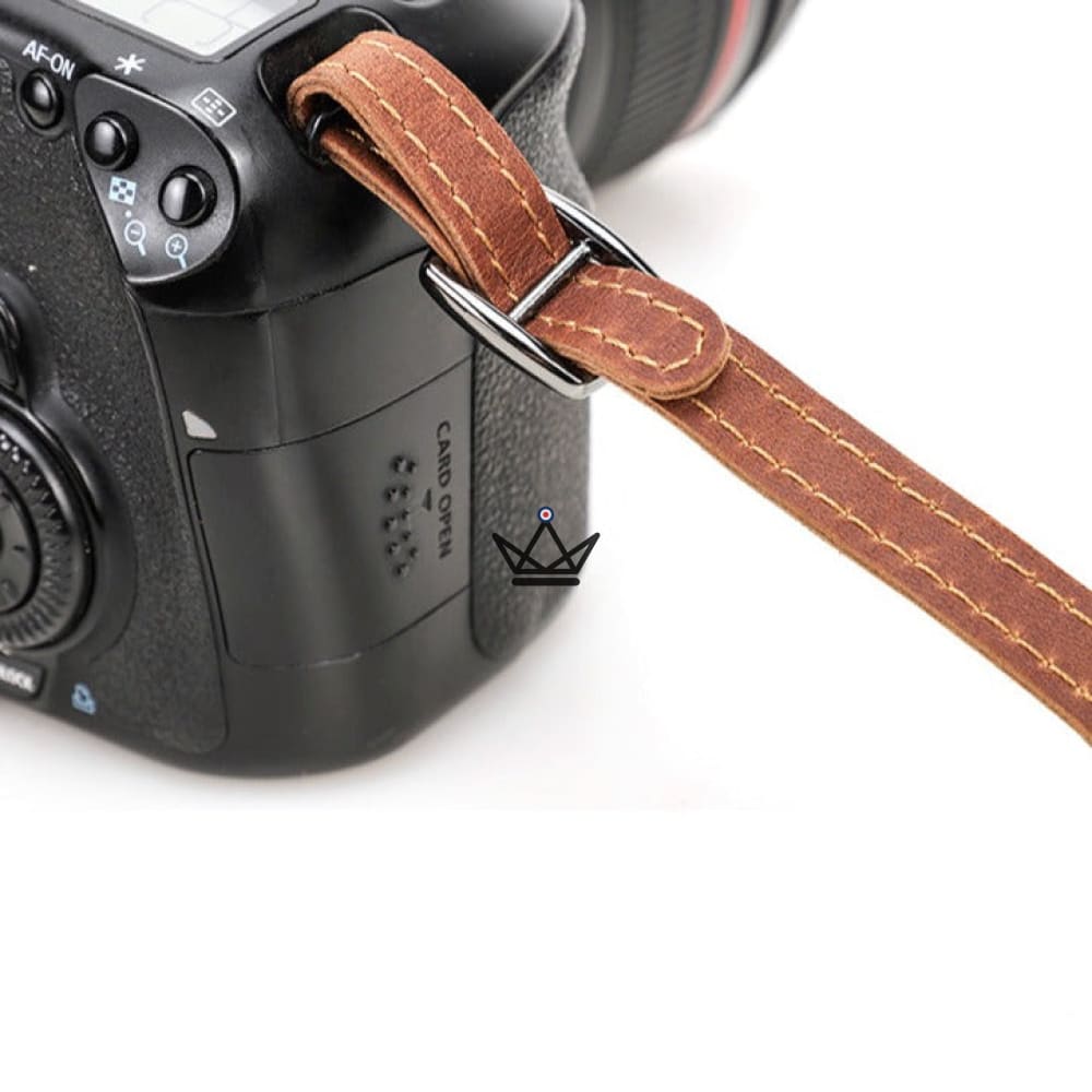 Customizable Leather Camera Strap - Voyageur Nomade — view 11
