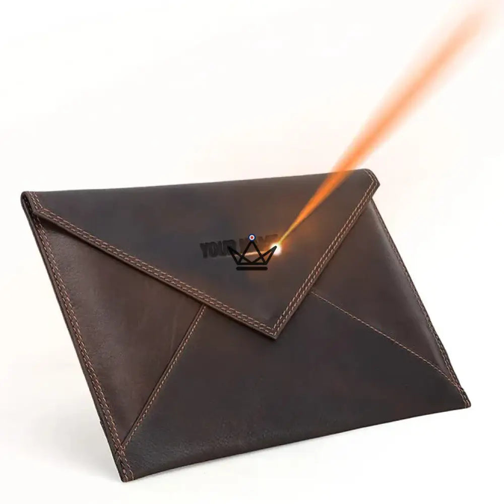 Personalisierbare MacBook-Hülle aus Leder – Voyageur Memento – Ansicht 2