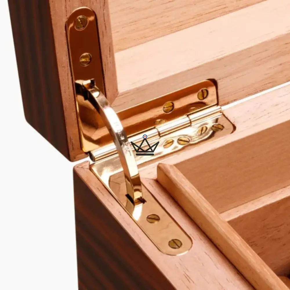 Majestatis Doublis Cigar Humidor — cedar, ~120 cigars, hygrometer & cedar humidifier, Sylva Aeterna or Linea Aurea — view 9