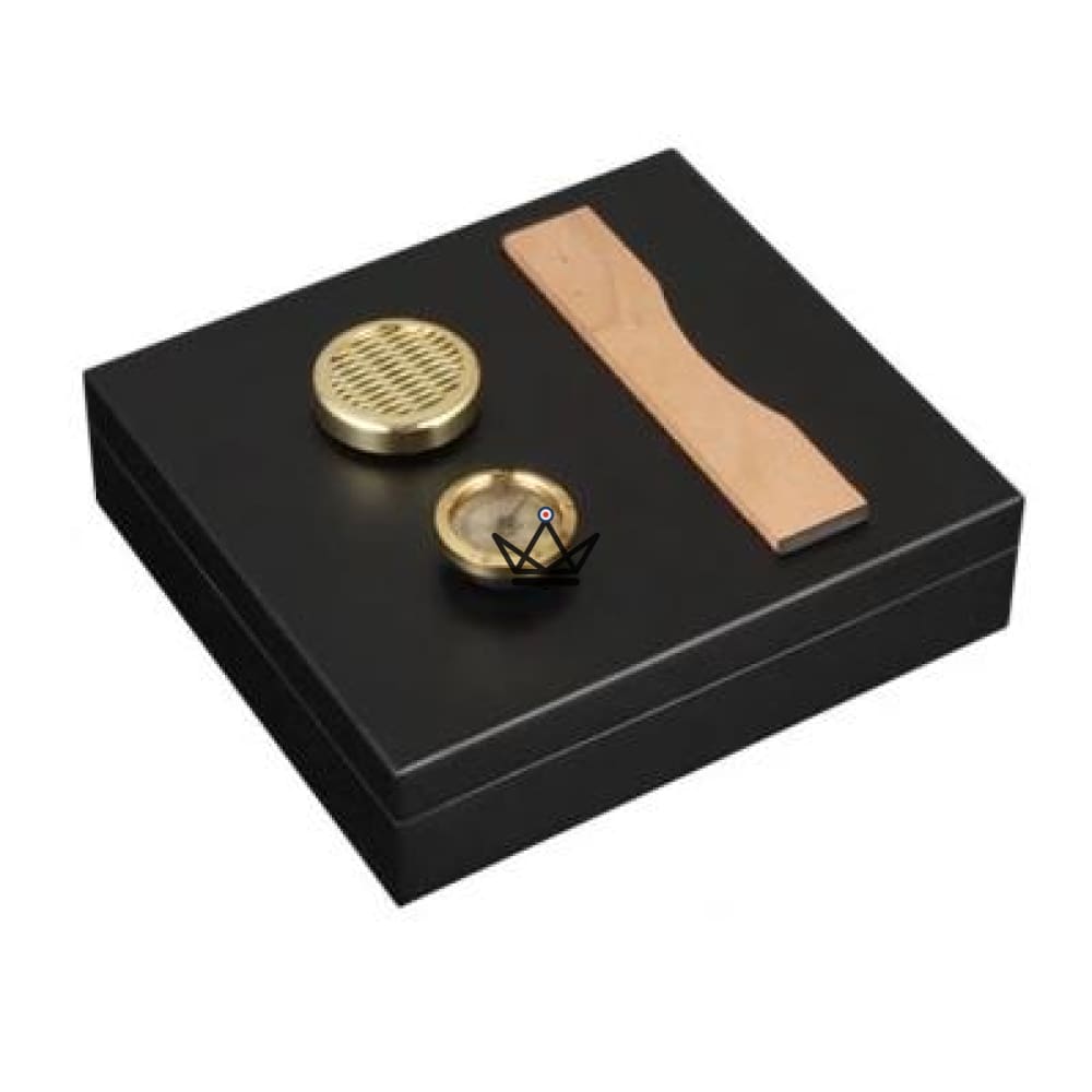 Wood Magnet Cigar Humidor — Spanish Cedar, Magnetic Hygrometer | 20 Cigars — view 23