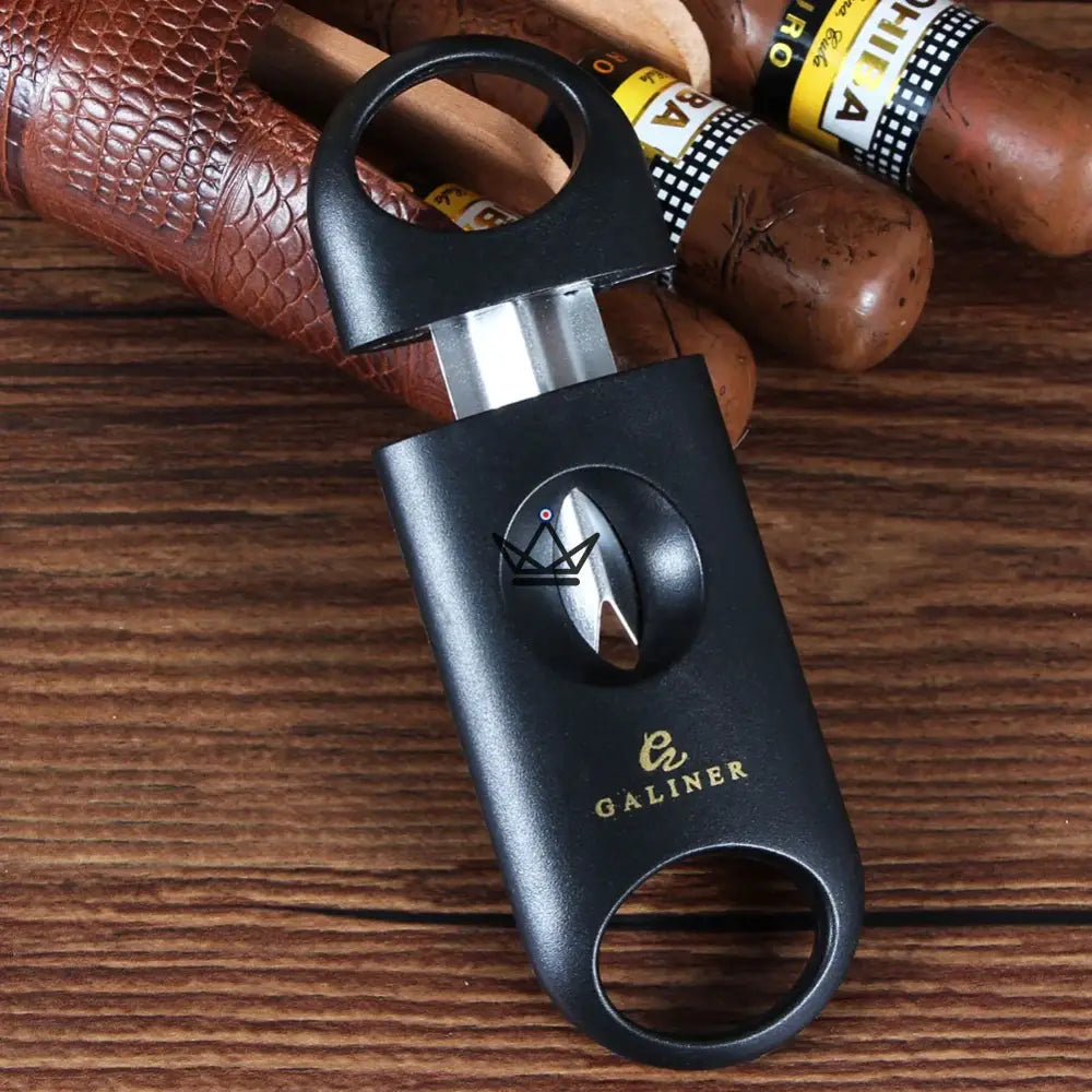 V-Cut Cigar Cutter Basic - ABS & Metal Alloy, 22 mm Diameter, Black | Collector's Box Version Available — view 6