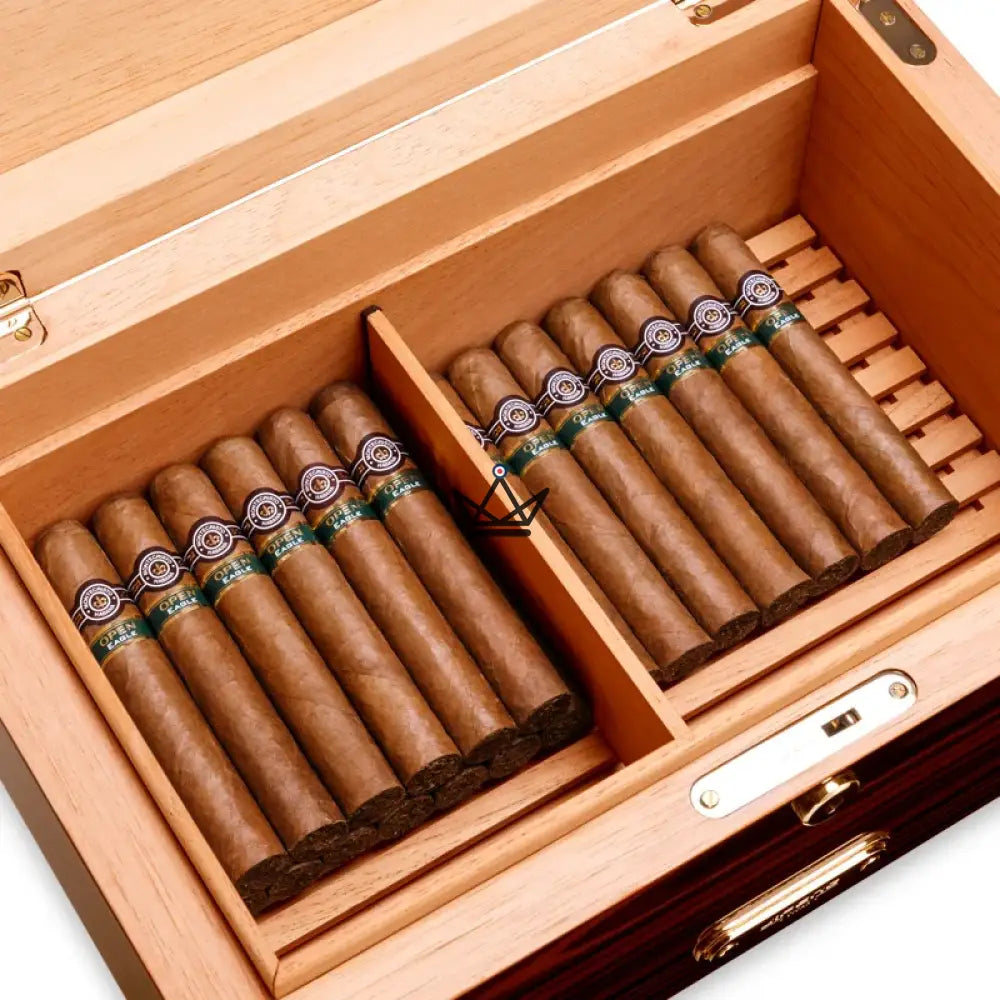 Majestatis Doublis Cigar Humidor — cedar, ~120 cigars, hygrometer & cedar humidifier, Sylva Aeterna or Linea Aurea — view 7