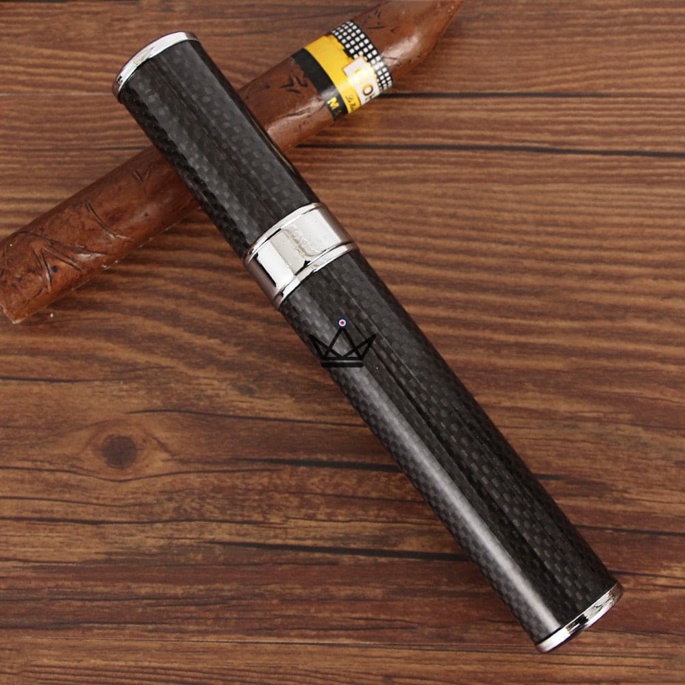 Tubo para cigarros Aurora Carbonica - Metal y fibra de carbono, 1 cigarro, 18×2,5 cm Tubo para cigarros Aurora Carbonica - Metal y fibra de carbono, 1 cigarro, 18×2,5 cm
