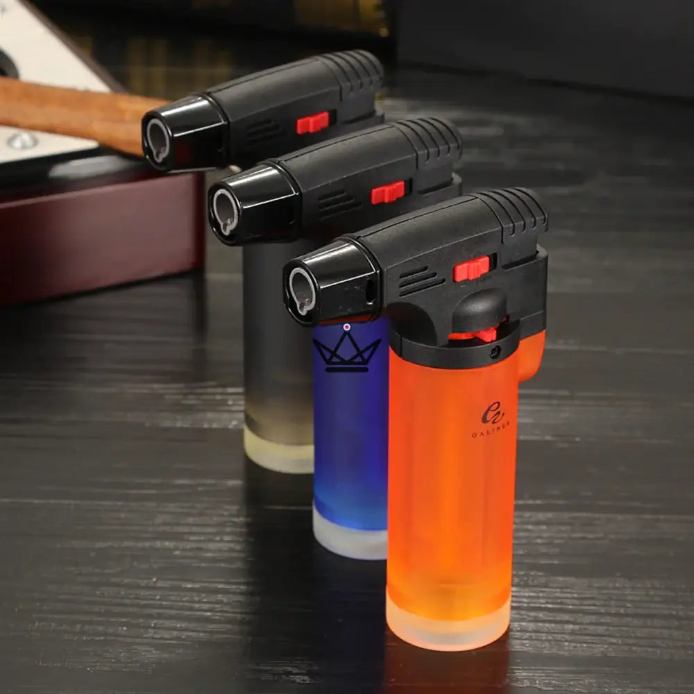 Feuerzeug Stabfeuerzeug GRIPS XXL — Riesenformat, Starke Flamme, Schwarz · Orange · Blau – Ansicht 2