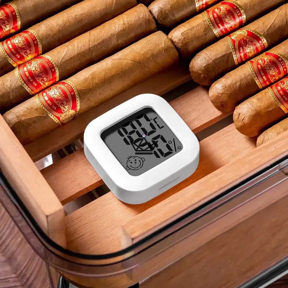 CRYSTAL TIME Cigar Humidor — clear acrylic, digital timer, 30 / 60 / 100 cigars, cedar tray (100 version) — view 6