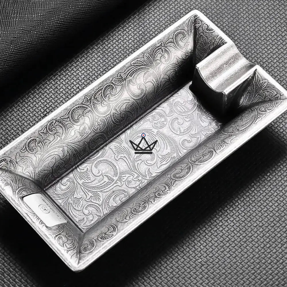 Incisum Heritage Cigar Box – Lighter + Cigar Cutter + Baroque Engraved Ashtray | Gold · Copper · Silver — view 6