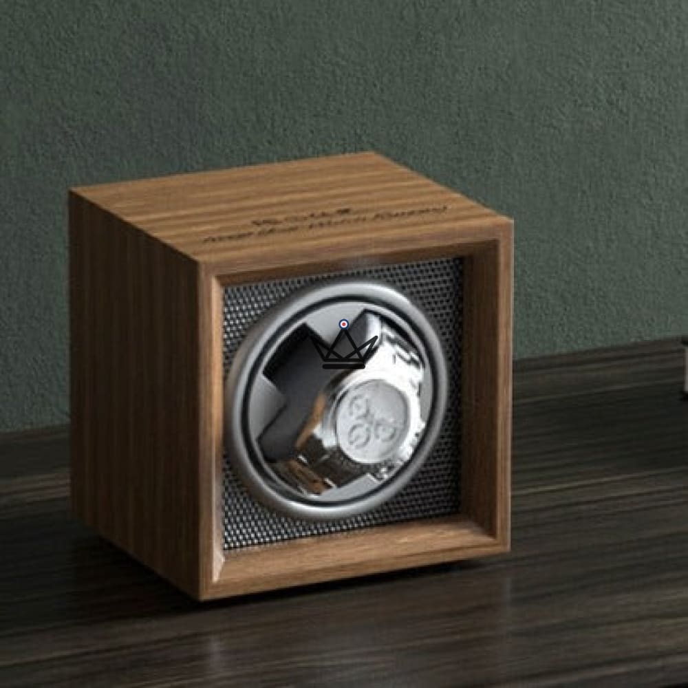Enrollador automático de relojes WoodWind: nogal y LED, de 1 a 4 relojes | 5 modos Enrollador automático de relojes WoodWind: nogal y LED, de 1 a 4 relojes | 5 modos
