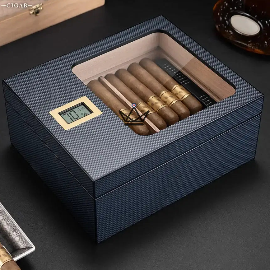 Zigarrenhumidor Elegancia Vision — spanische Zeder, Glasdeckel, 55 Zigarren, Digital-Hygrometer, 4 Ausführungen Zigarrenhumidor Elegancia Vision — spanische Zeder, Glasdeckel, 55 Zigarren, Digital-Hygrometer, 4 Ausführungen