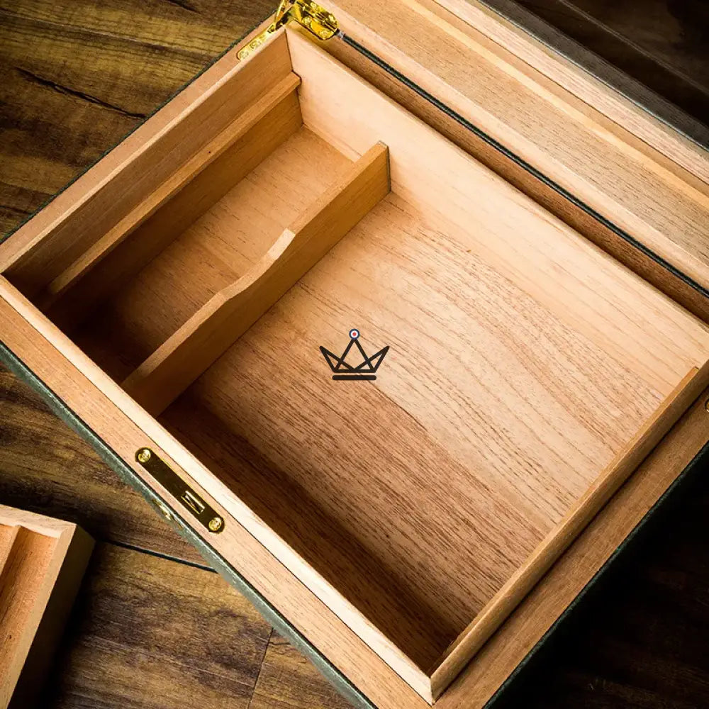 Norton Edition Cigar Humidor — Quilted Genuine Leather, 4 Colors, Cedar, Tray & Dividers, 50-60 Cigars — view 6