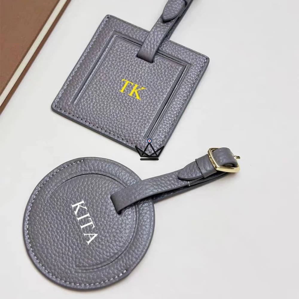 Customizable Leather Luggage Tag – Voyageur Crest — view 3