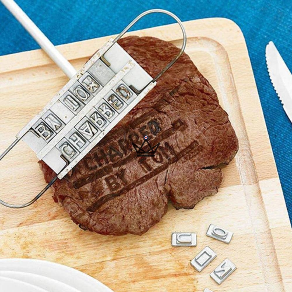 GRIZLY personalisierbarer BBQ-Brandeisen – 55 austauschbare Buchstaben | Eisen & Holz – Ansicht 2