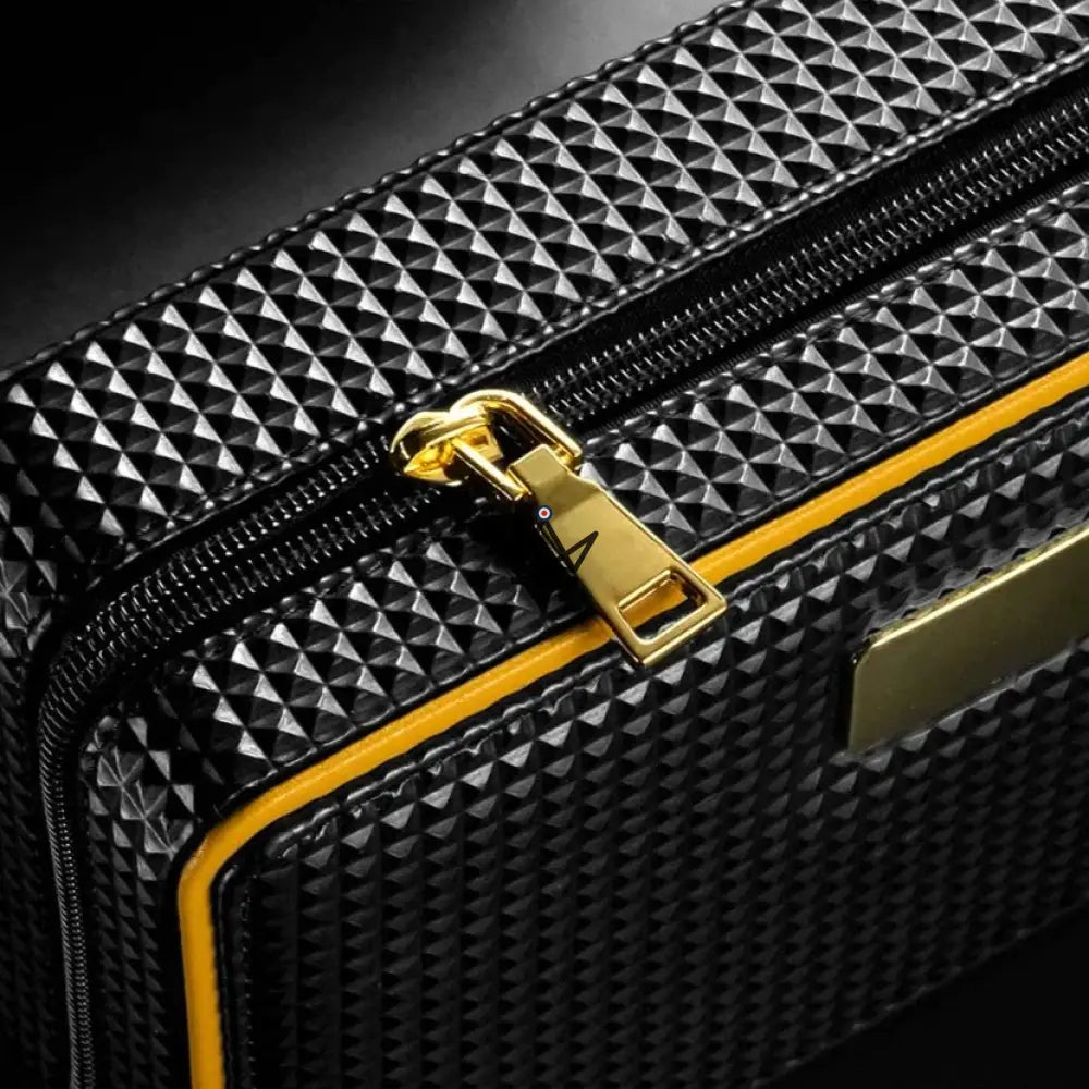 SIGNATURE STYLE Travel Humidor — black silicone leather, Spanish cedar, 5 cigars, digital hygrometer, Solo or Vargas Pack — view 5