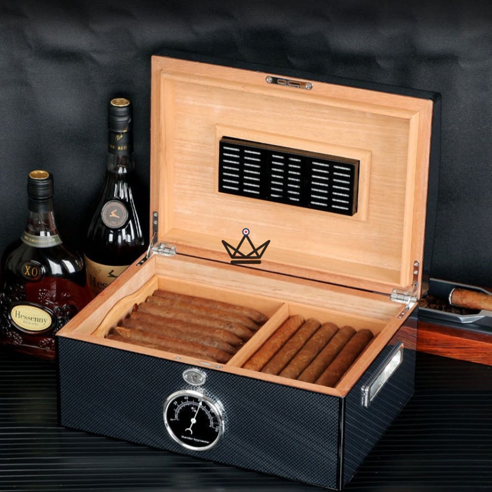 Troubadour Humidor — Carbon Fiber & Spanish Cedar, 100 Cigars, Ventilated Tray — view 2