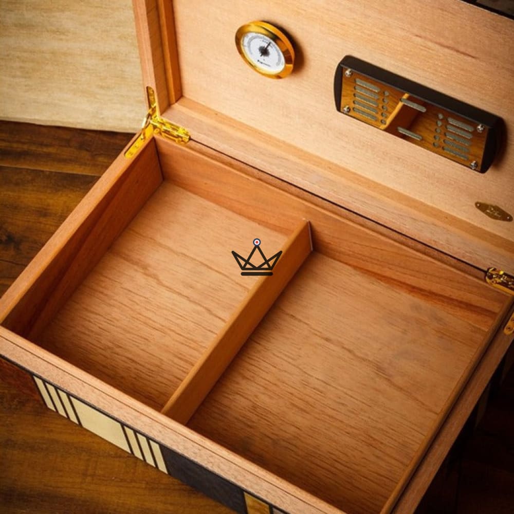 MONDRIAN Cigar Humidor — Spanish cedar, Art Deco motifs, 50 cigars — view 5