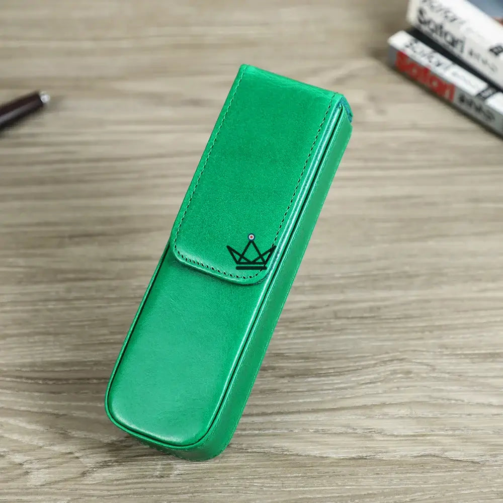 Customizable luxury leather fountain pen case - Atlas Voyager — Green / 2 Pens