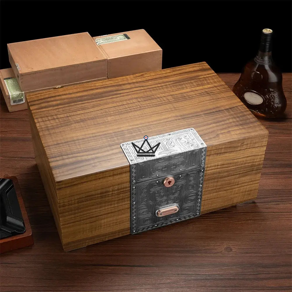 Héritage Empyrean Cigar Humidor — solid wood & cedar, ~100 cigars, lock, dual zone, gold or silver — view 2