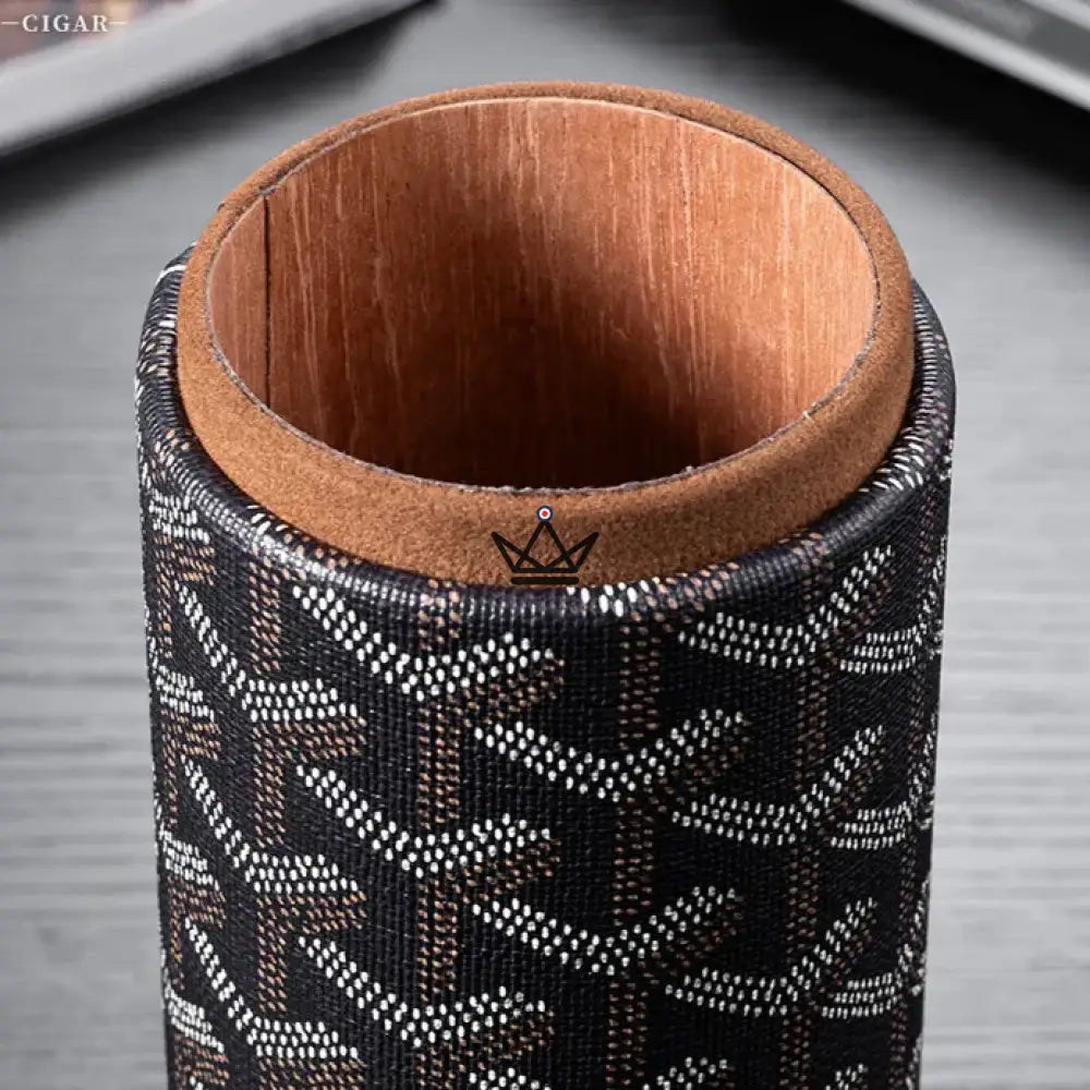 ORBAL Alpine cylindrical humidor — chevron leather, hygrometer & humidifier, 5 to 10 cigars — view 3
