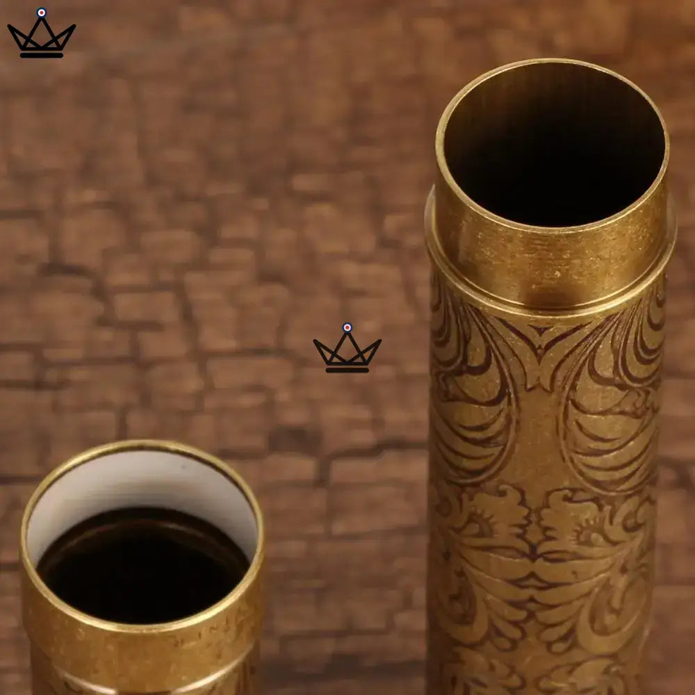 Tube à cigare Héritage Edition — cuivre doré, motifs gravés artisanaux, 1 cigare — image 4