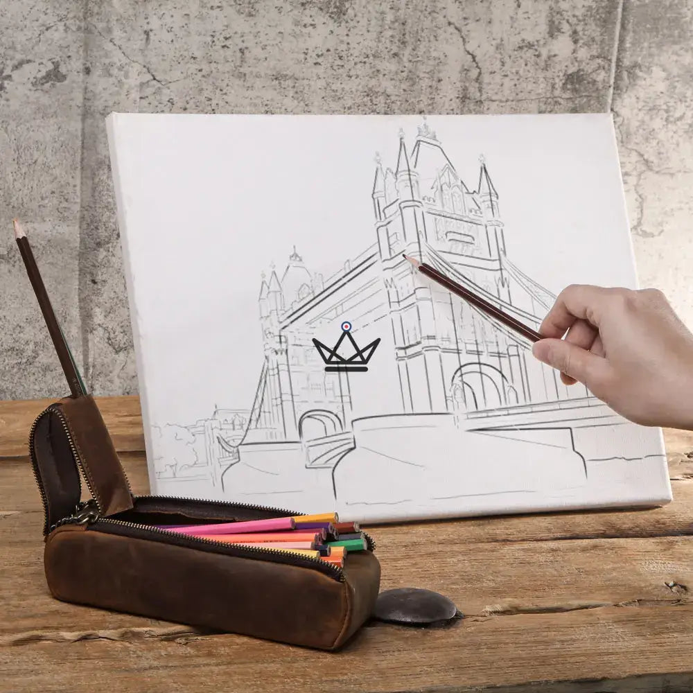 Personalizable Leather Pouch - Pencils & pens - VOYAGEUR Sketch — view 2