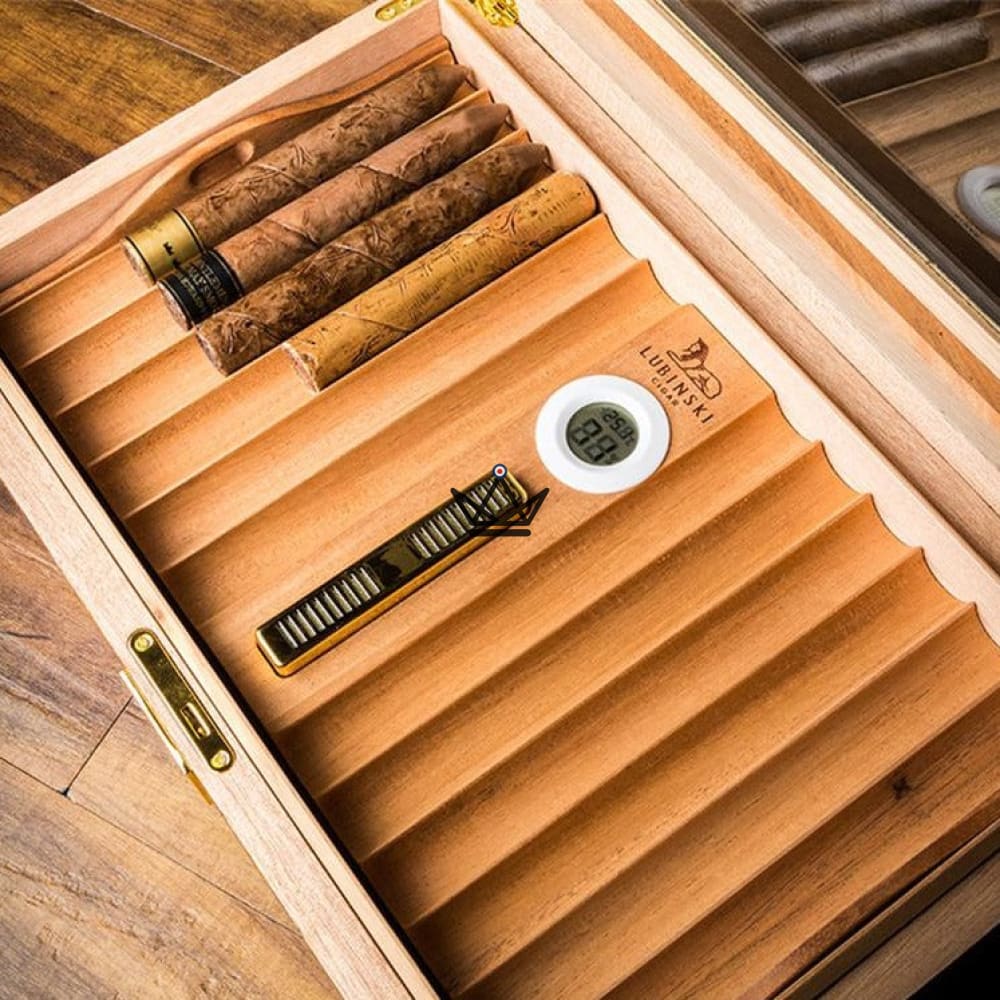 Zigarrenhumidore Prince Arthur Deluxe – aussen lackiert, innen Zeder, 50 Zigarren, Hygrometer und Befeuchter inklusive – Ansicht 3