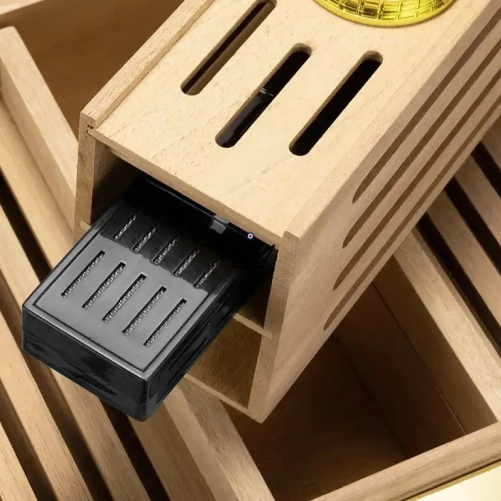 GUEVARA ELEGANCE Cigar Humidor — Fingerprint, Spanish Cedar, High Security — view 15