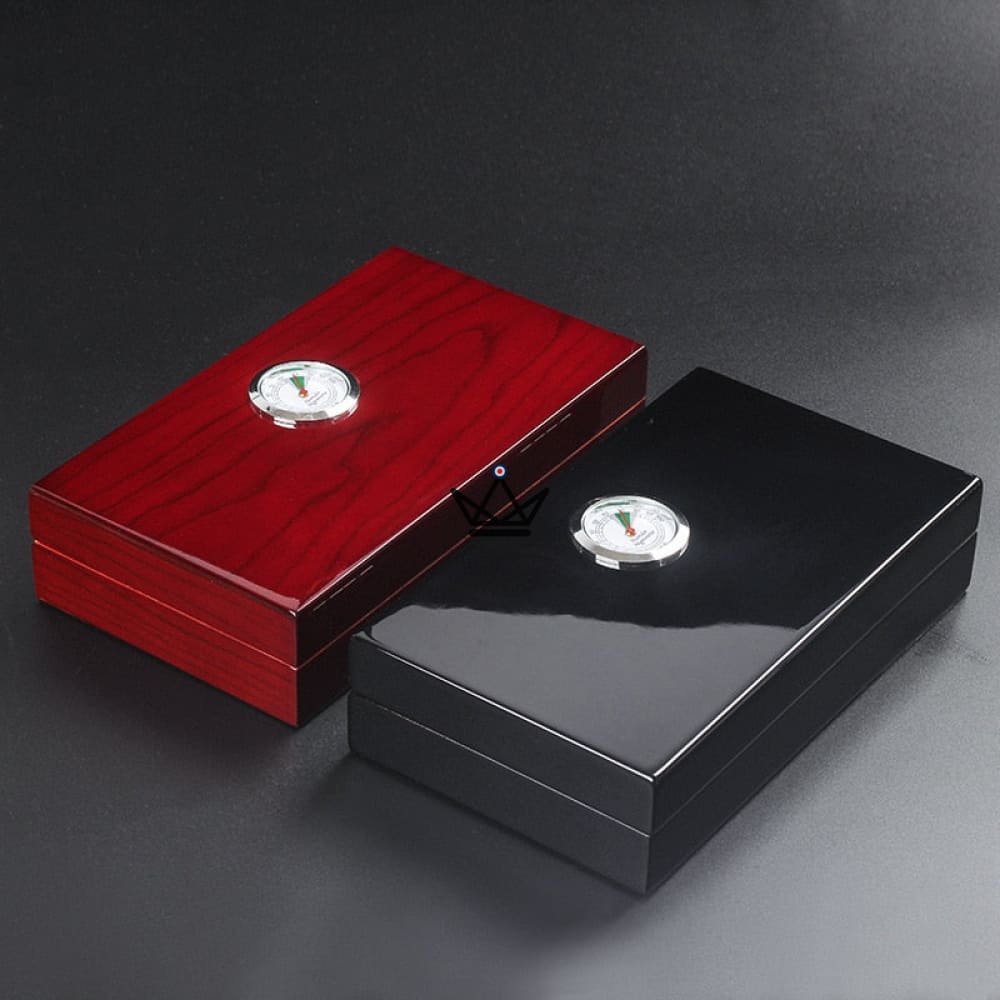 VAULT Cigar Humidor — Spanish Cedar, 5–8 Cigars, Built-in Humidifier, Hygrometer, Red or Black — view 2